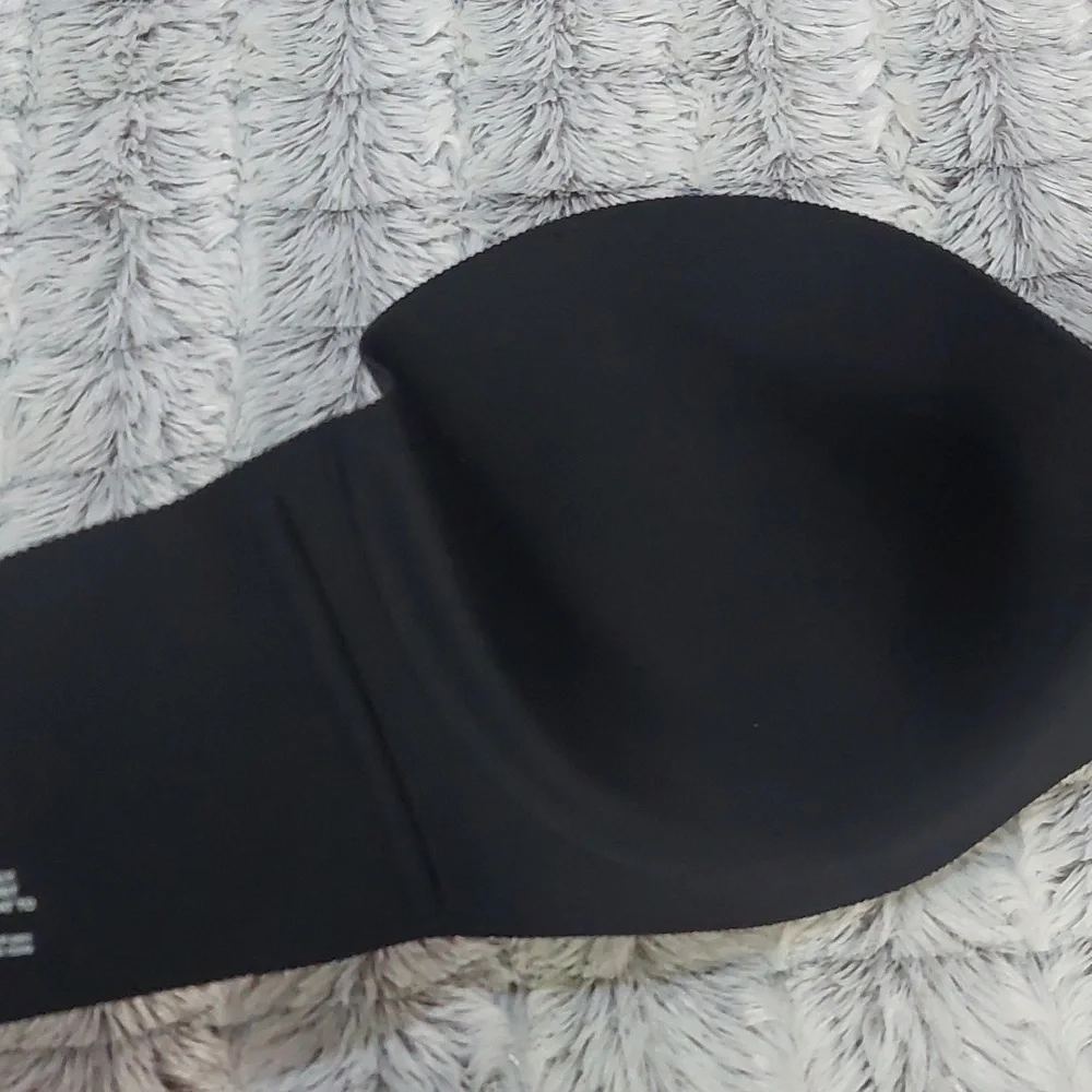FELINA black Strapless Bra 38D nwot‎